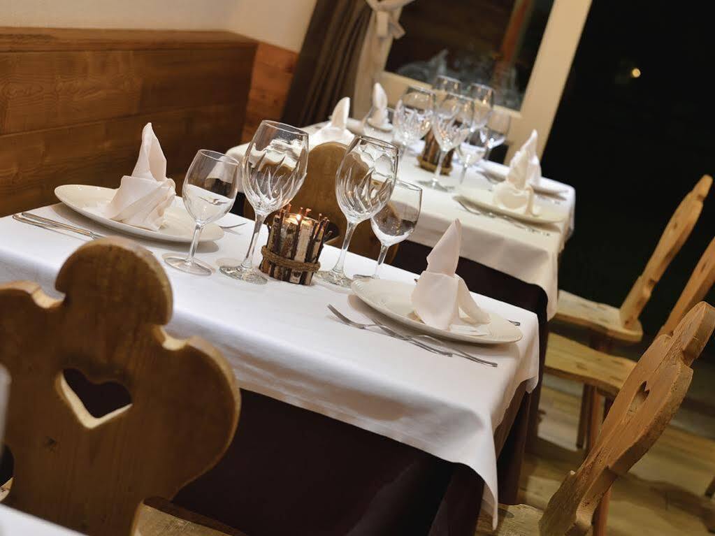 Residence Club Ponte Di Legno Bagian luar foto